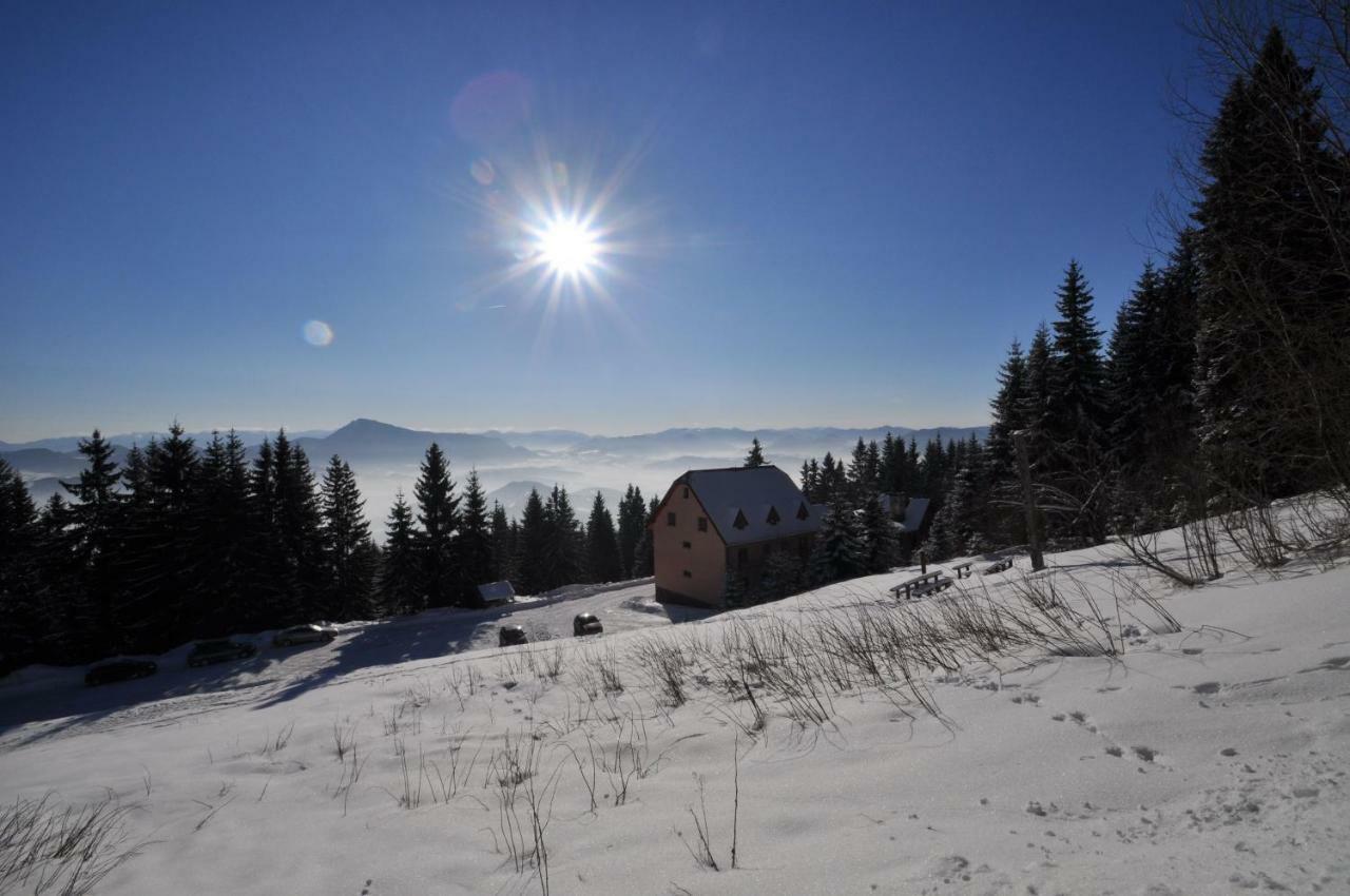 Chata Kubinska Hola Villa Dolny Kubin Buitenkant foto